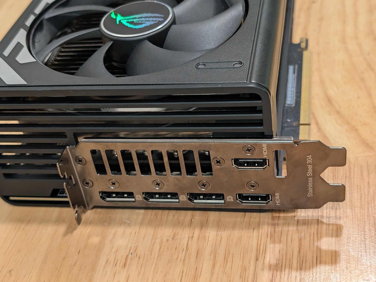 Предложение BH: Видеокарта ASU – обзор и цена Graphics Card 24Gb Gddr6X